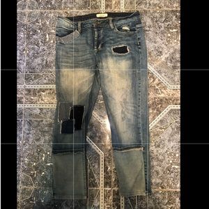 Patch mid rise jeans